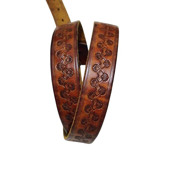 1970s Brown Replacement Belt Leather Tooled Fan Design No Buckle Included 42 In